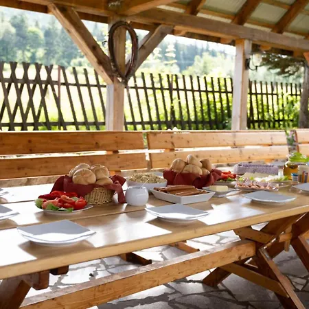 Gory Sowie Farm stay